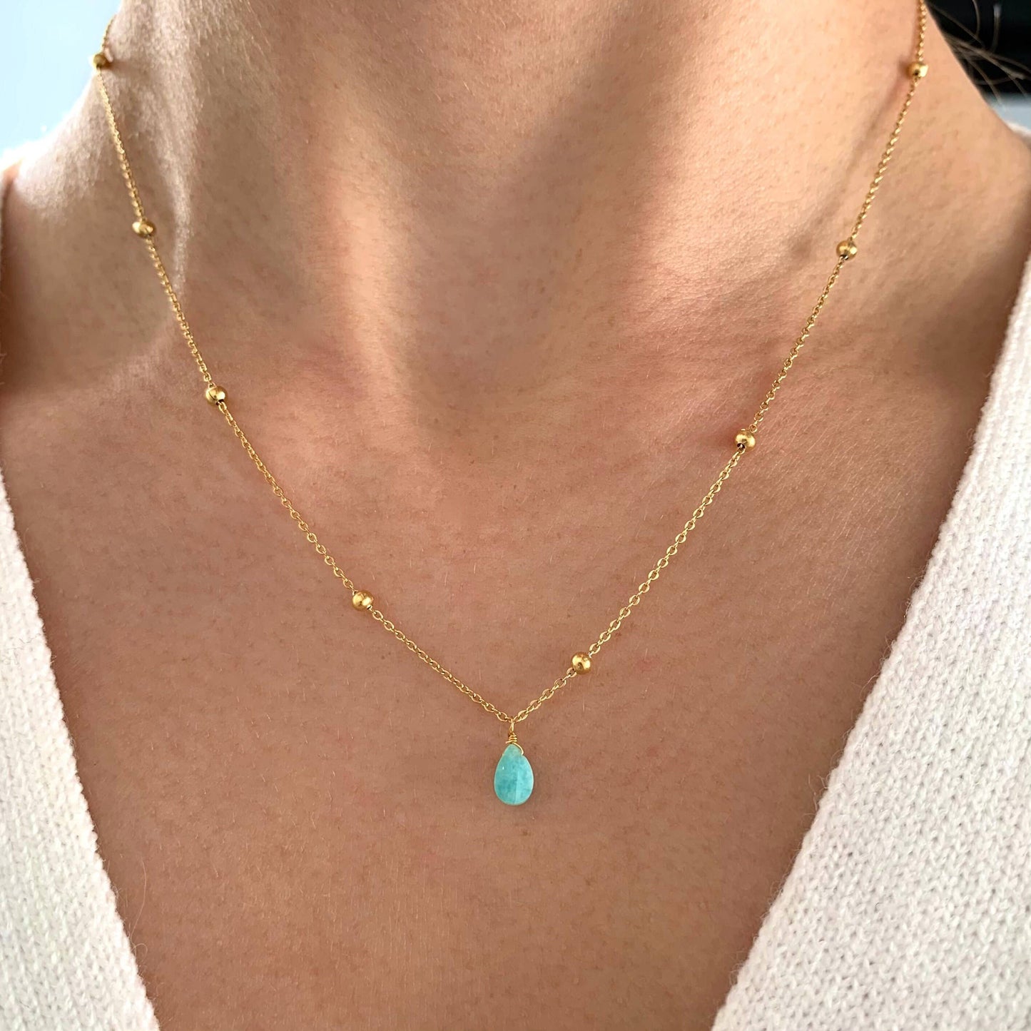 Turquoise Pendant Necklace