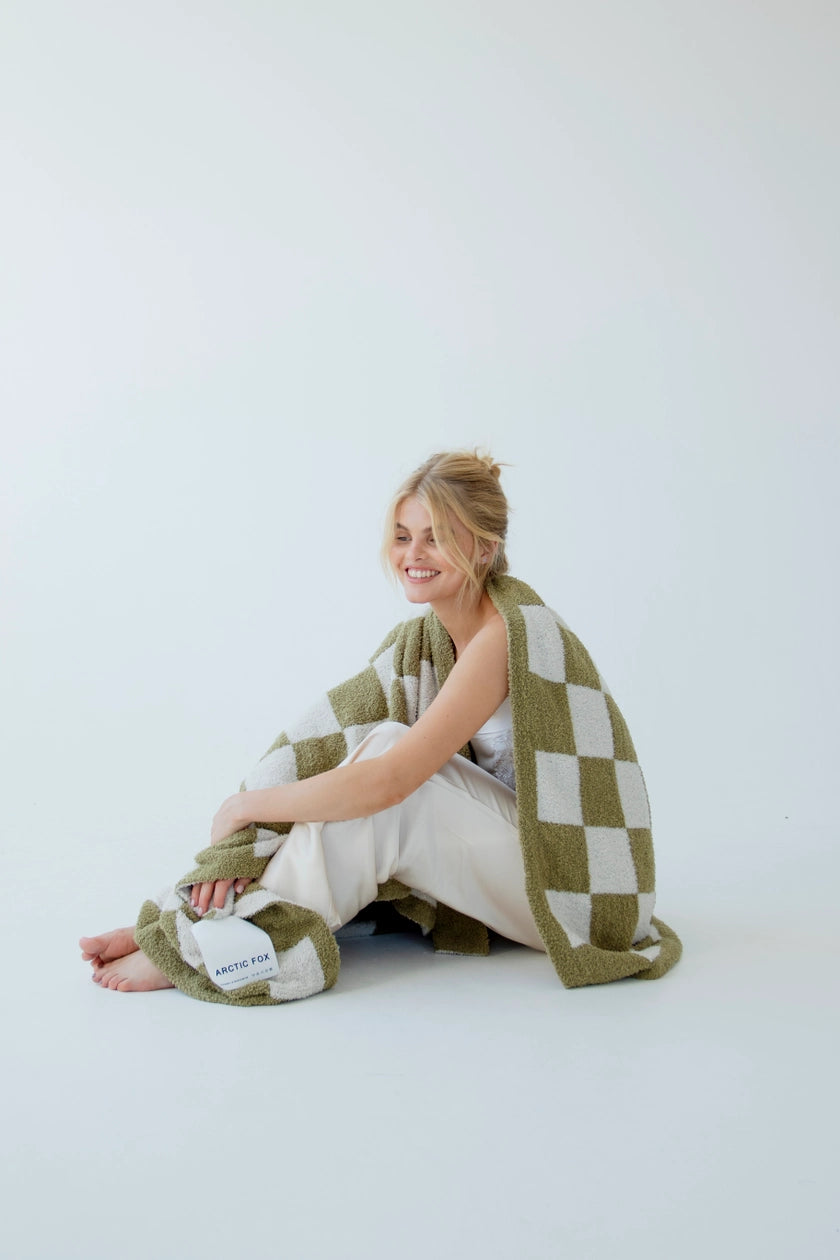 The Teddy Throw - 100% Recycled - Khaki Checkered