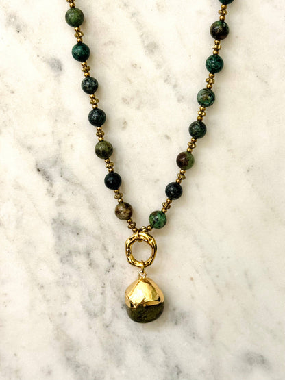 Emma Bohem Necklace w Mineral Stones