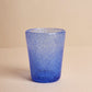 Melaminbecher mit blauen Blumen