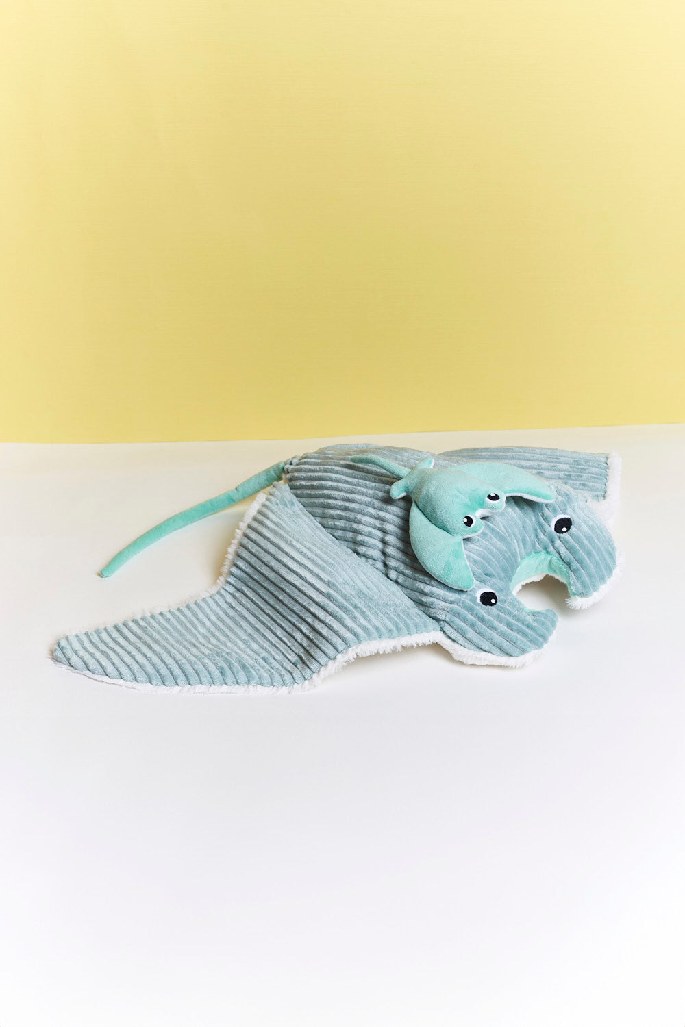 Giant Manta Raie  with Baby - Mint