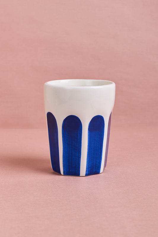 Maxi Colette Blue Cup