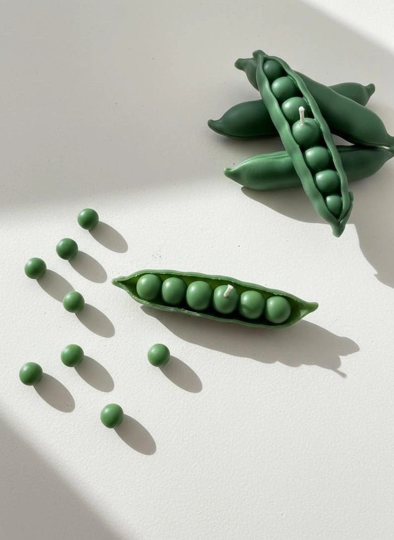Pea Pod Candle